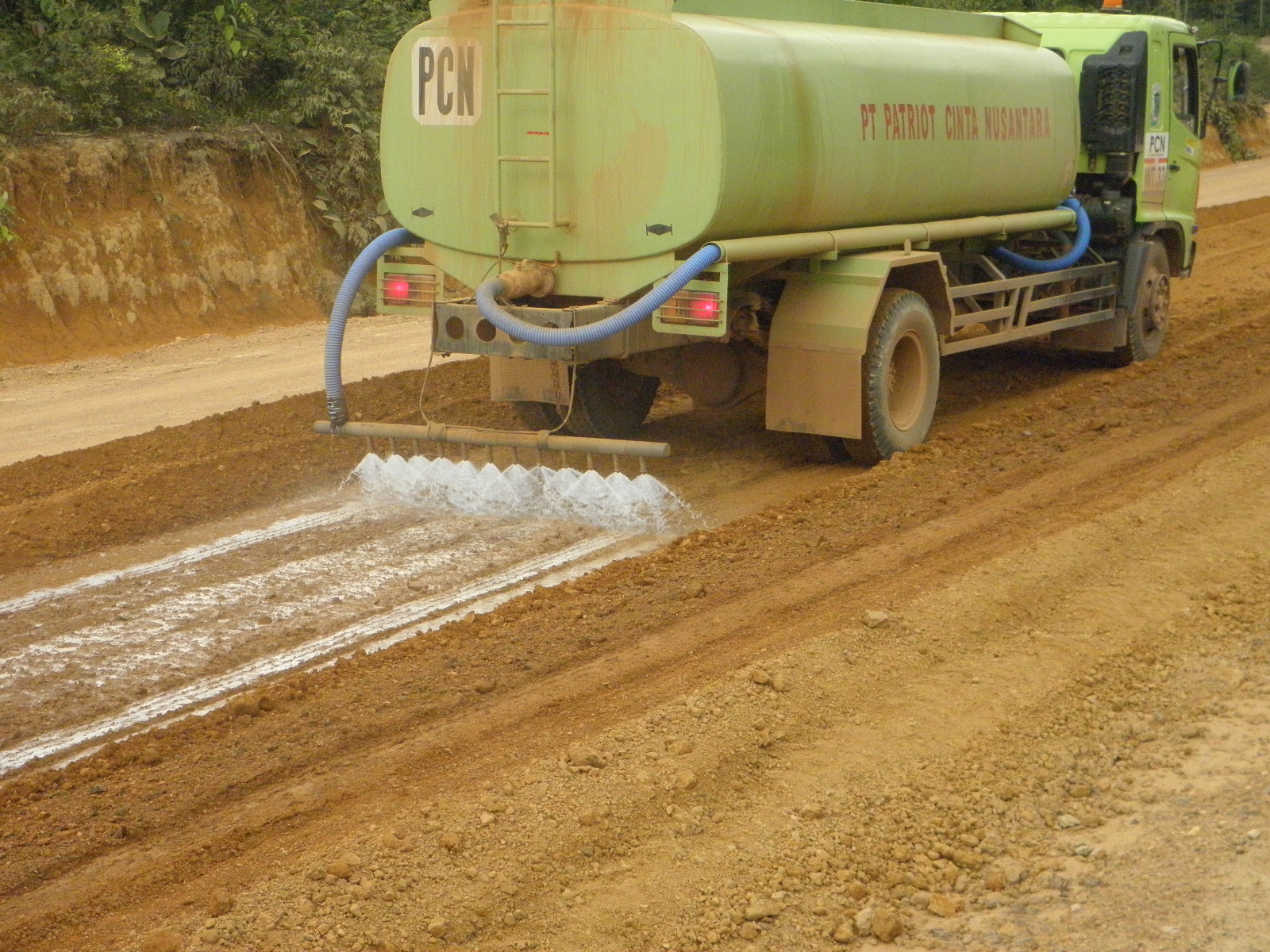 Dust Control Tambang: Sistem Pengendalian Debu Batubara Berkelanjutan